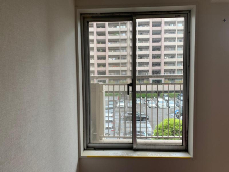 相川スリーエフ 新宿店の【緊急動画配信】東京都の賃貸マンションの内窓が無料になる理由を解説(消費税のみお支払い)の施工前の写真1